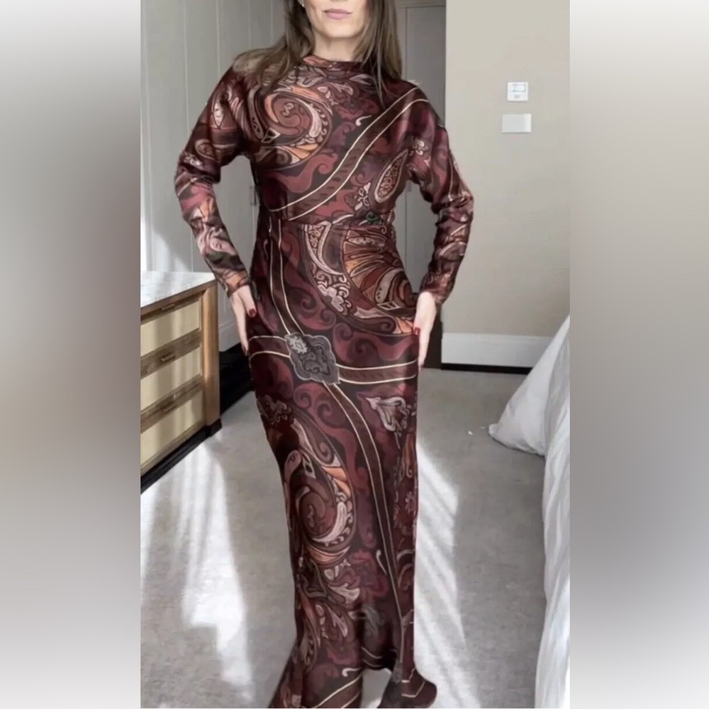 Zara boho printed open back satin effect maxi dress blogger favorite